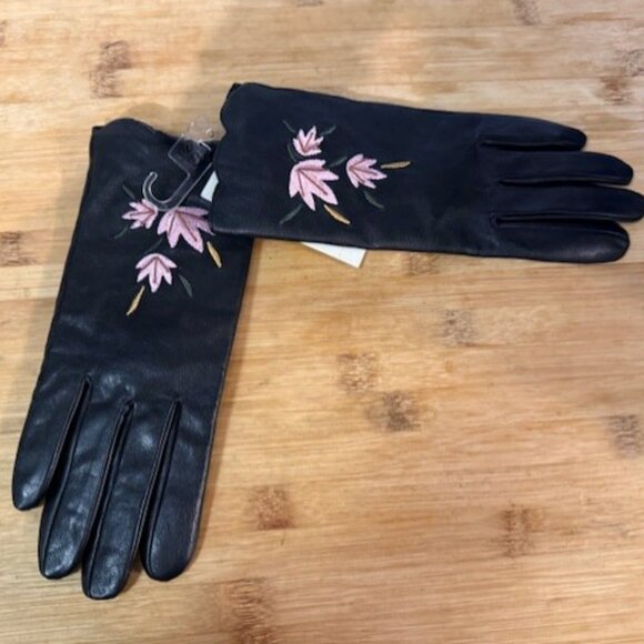 Retro Black leather gloves with pink / pastel floral embroidery - NWT - Picture 12 of 16